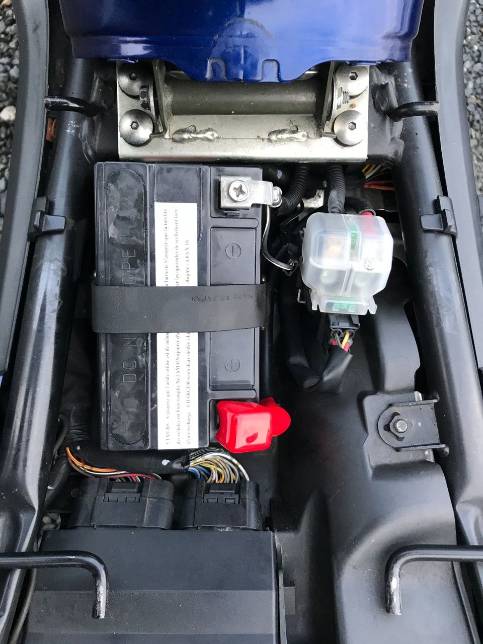 Photo SUZUKI GSR 600 U