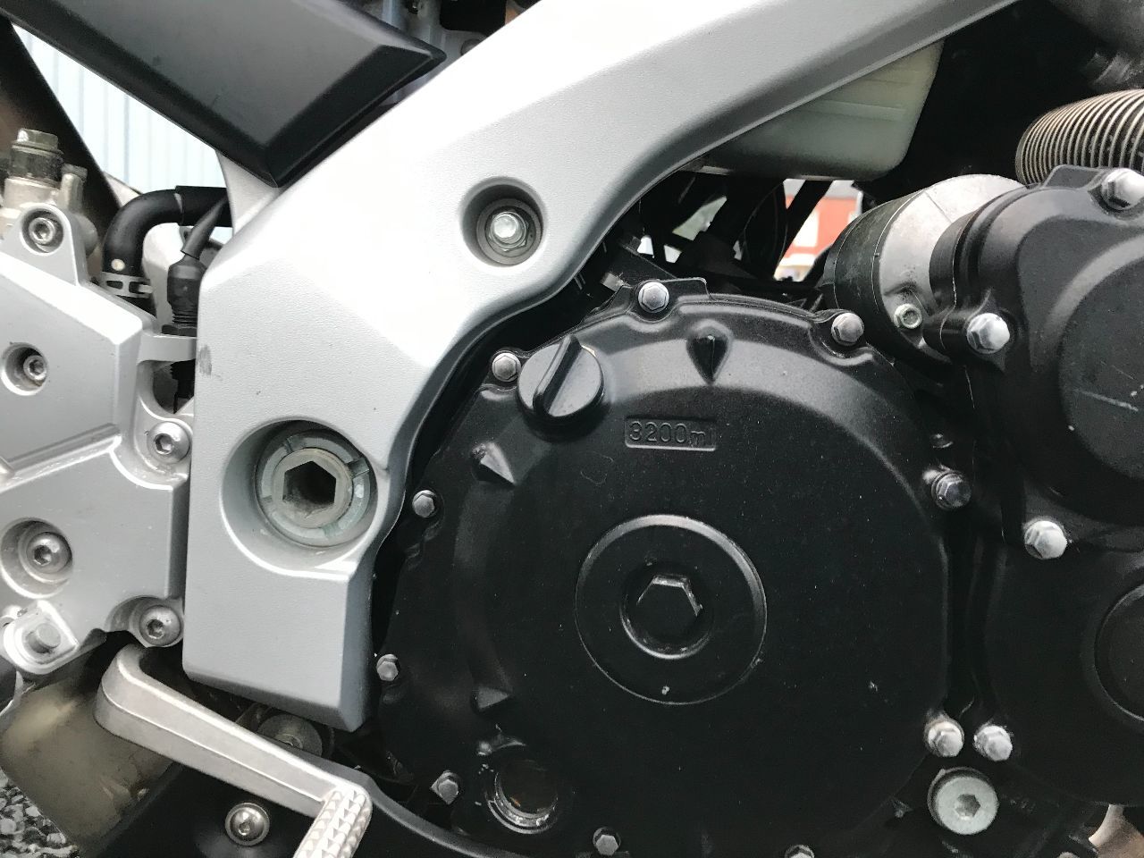 Photo SUZUKI GSR 600 U