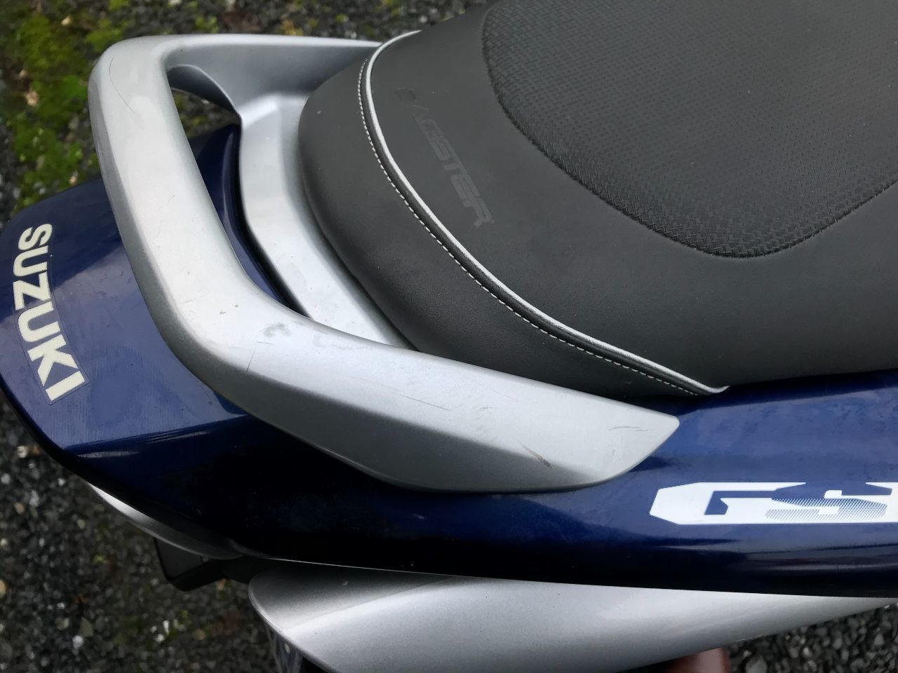 Photo SUZUKI GSR 600 U