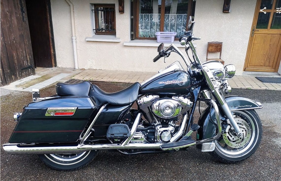 Photo HARLEY DAVIDSON ROAD