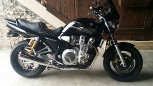 YAMAHA XJR 1300