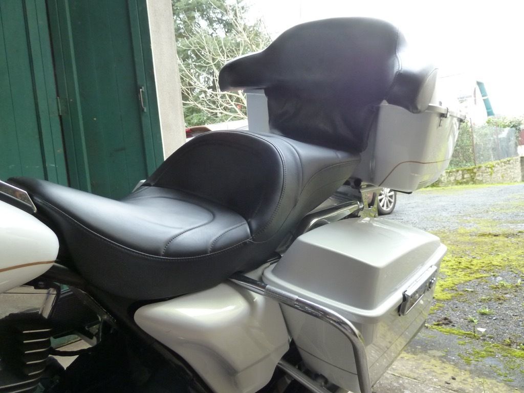 Photo HARLEY DAVIDSON FLH