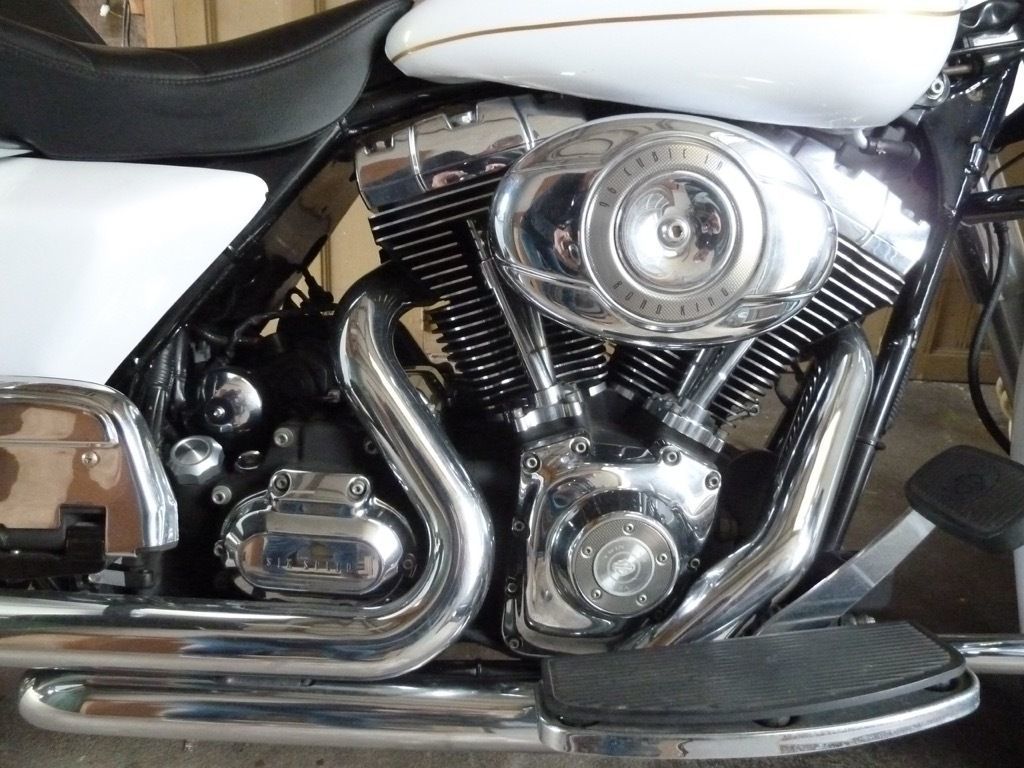 Photo HARLEY DAVIDSON FLH