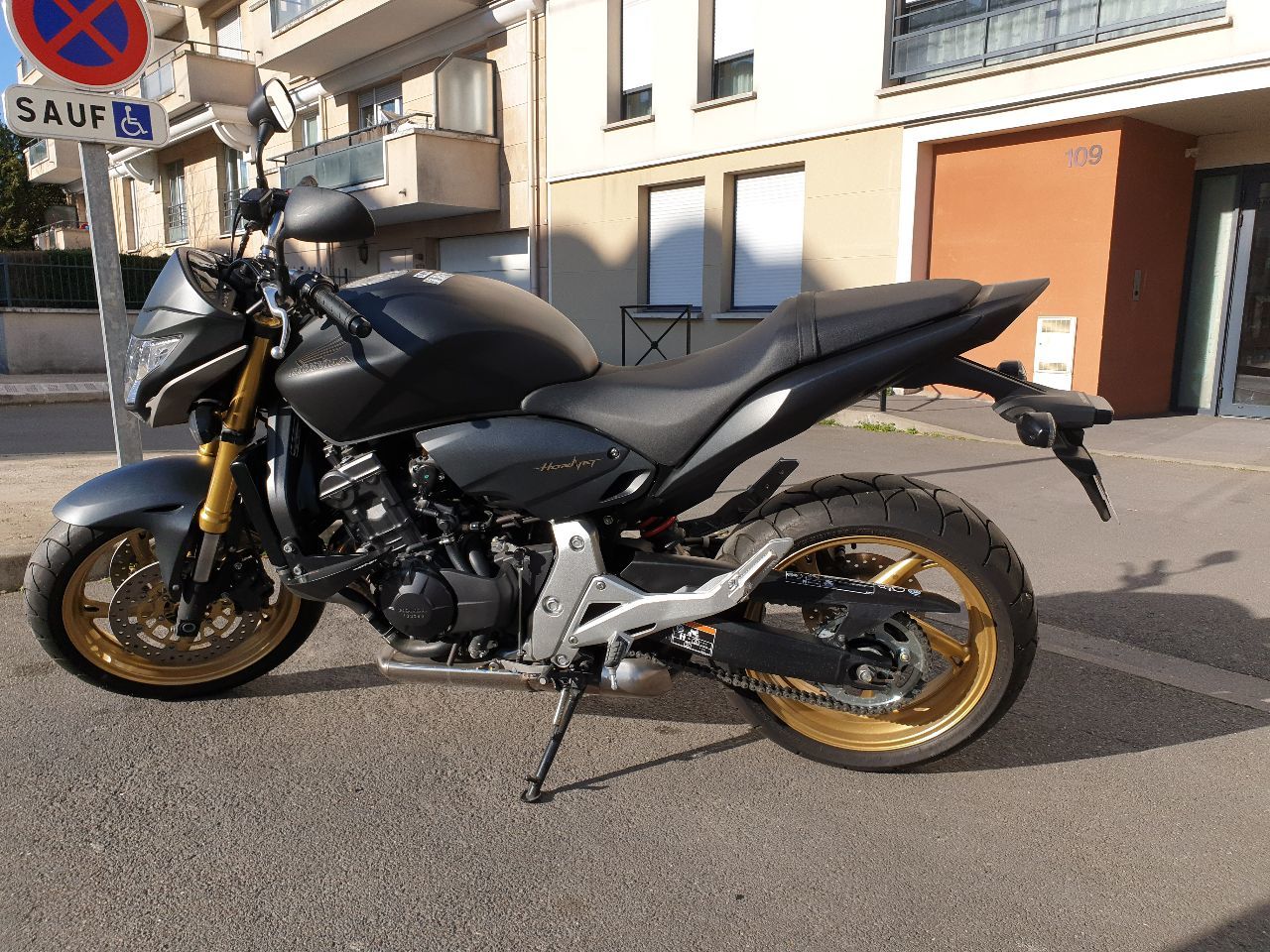 Photo HONDA CB 600 F