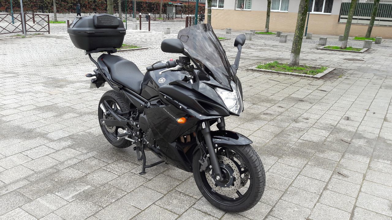 Photo YAMAHA XJ6 F