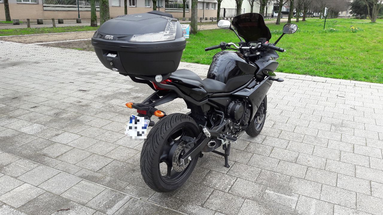 Photo YAMAHA XJ6 F