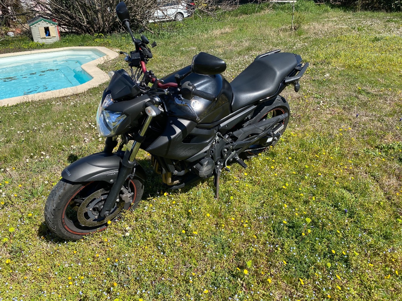 Photo YAMAHA XJ6