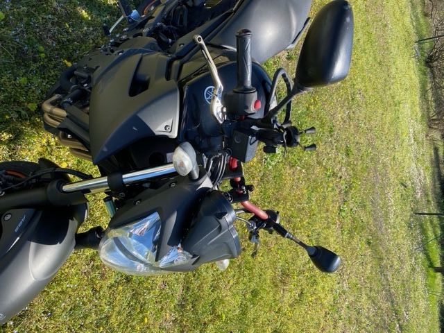 Photo YAMAHA XJ6