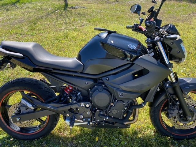 Photo YAMAHA XJ6
