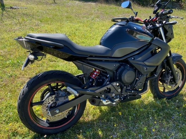 Photo YAMAHA XJ6