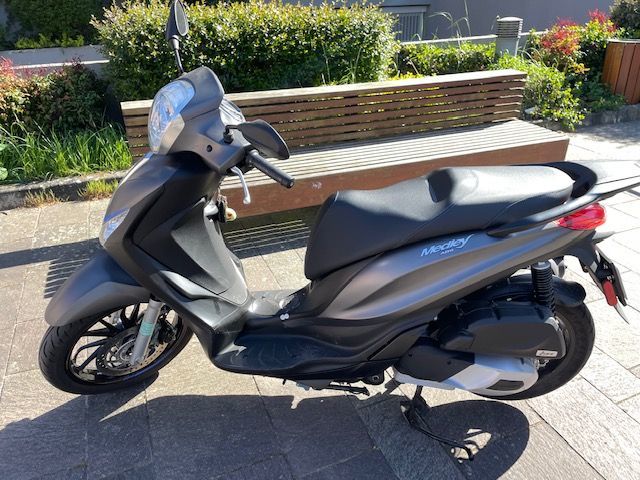 Photo PIAGGIO MEDLEY