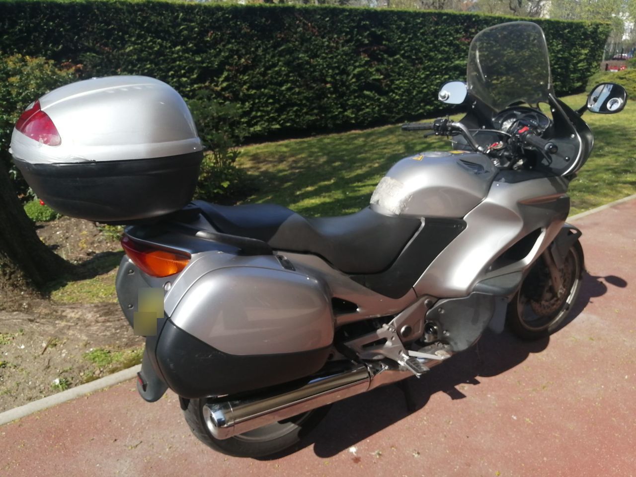 Photo HONDA NT 650 V