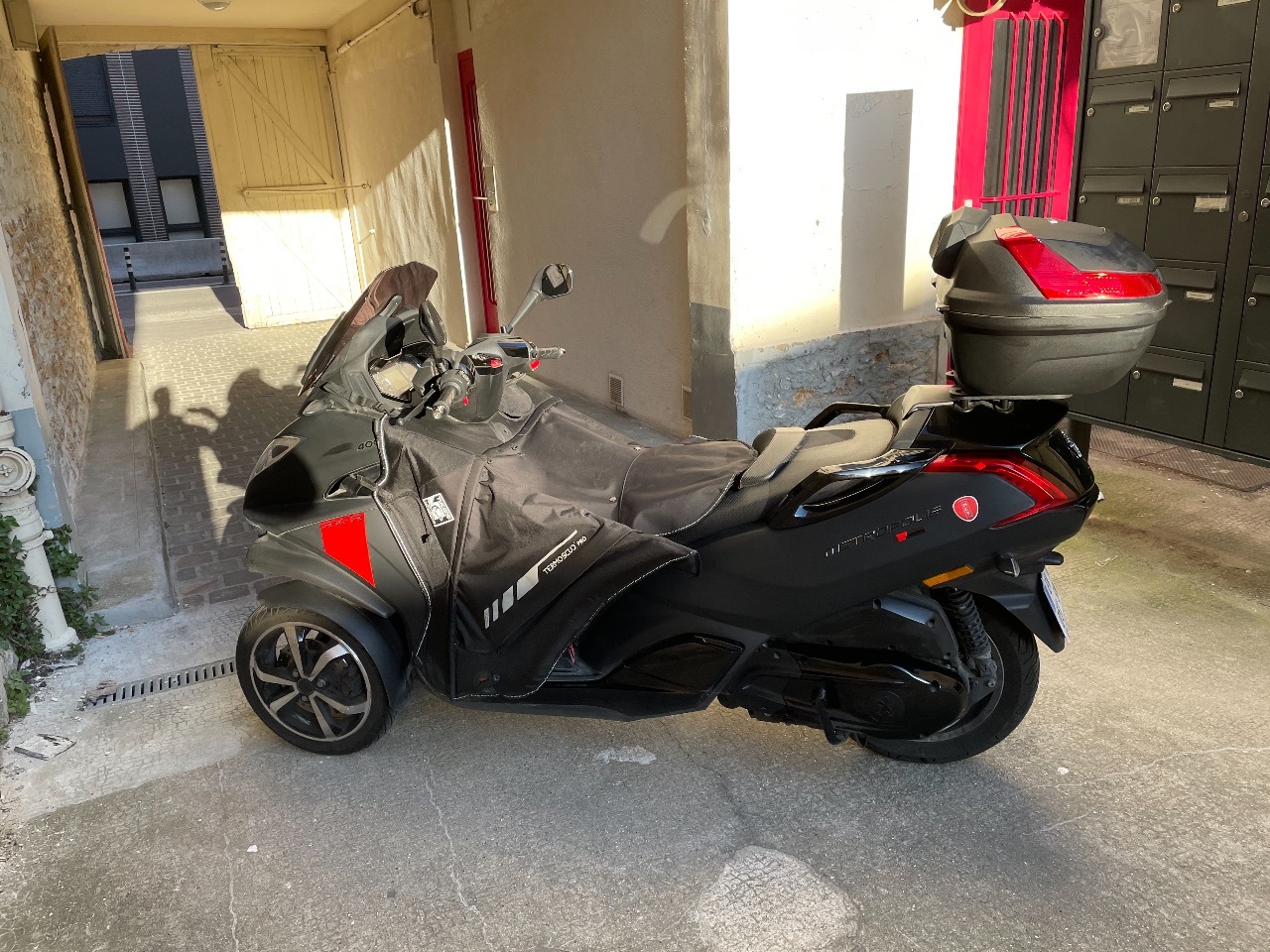 Photo PEUGEOT METROPOLIS