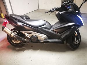 KYMCO AK 550