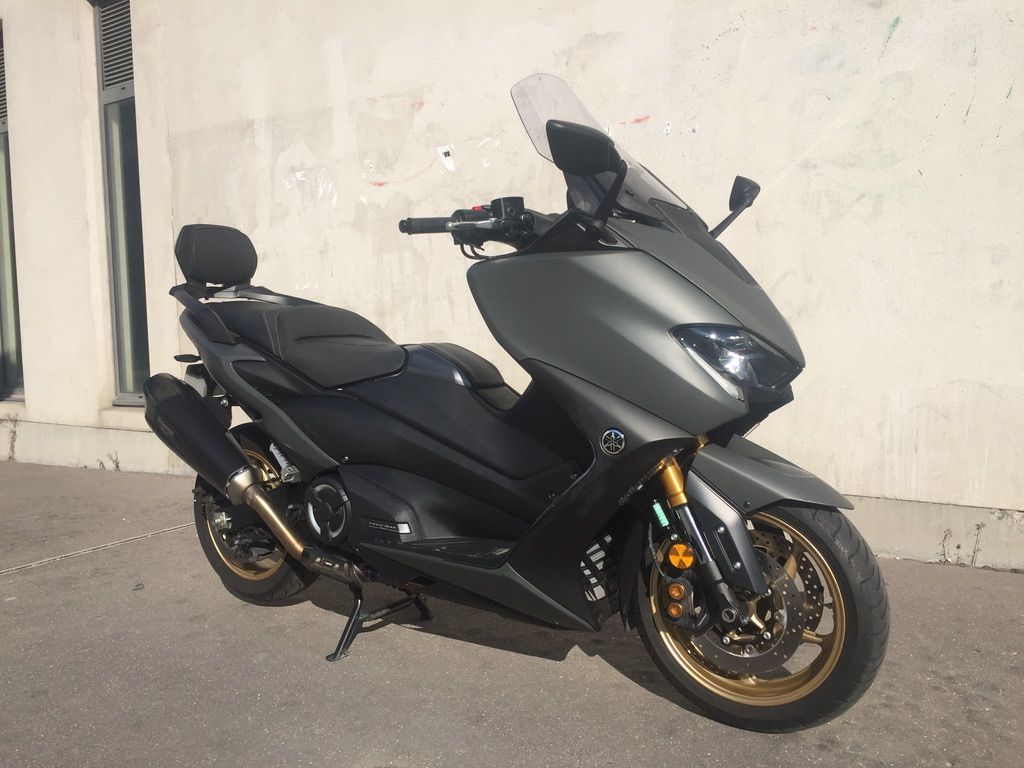Photo YAMAHA XP 560 D
