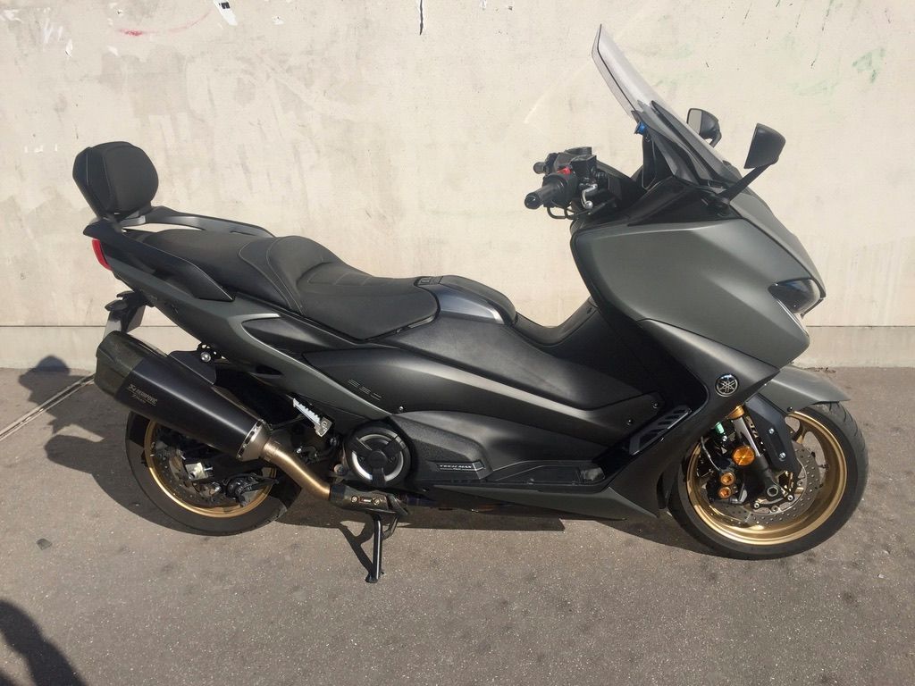 Photo YAMAHA XP 560 D