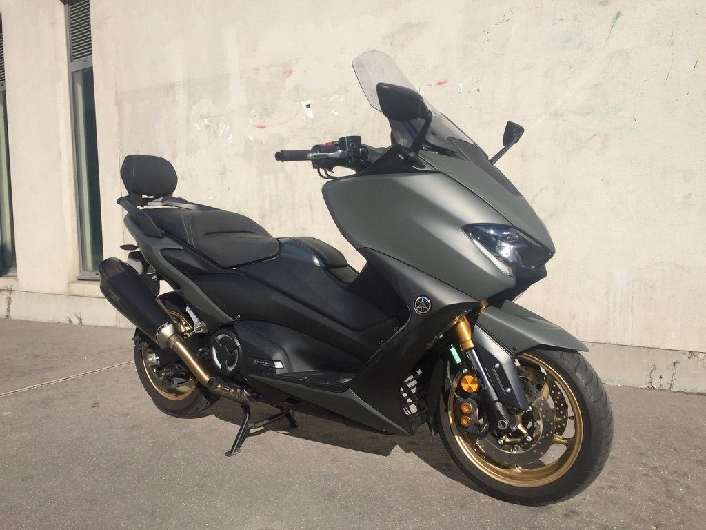 Photo YAMAHA XP 560 D
