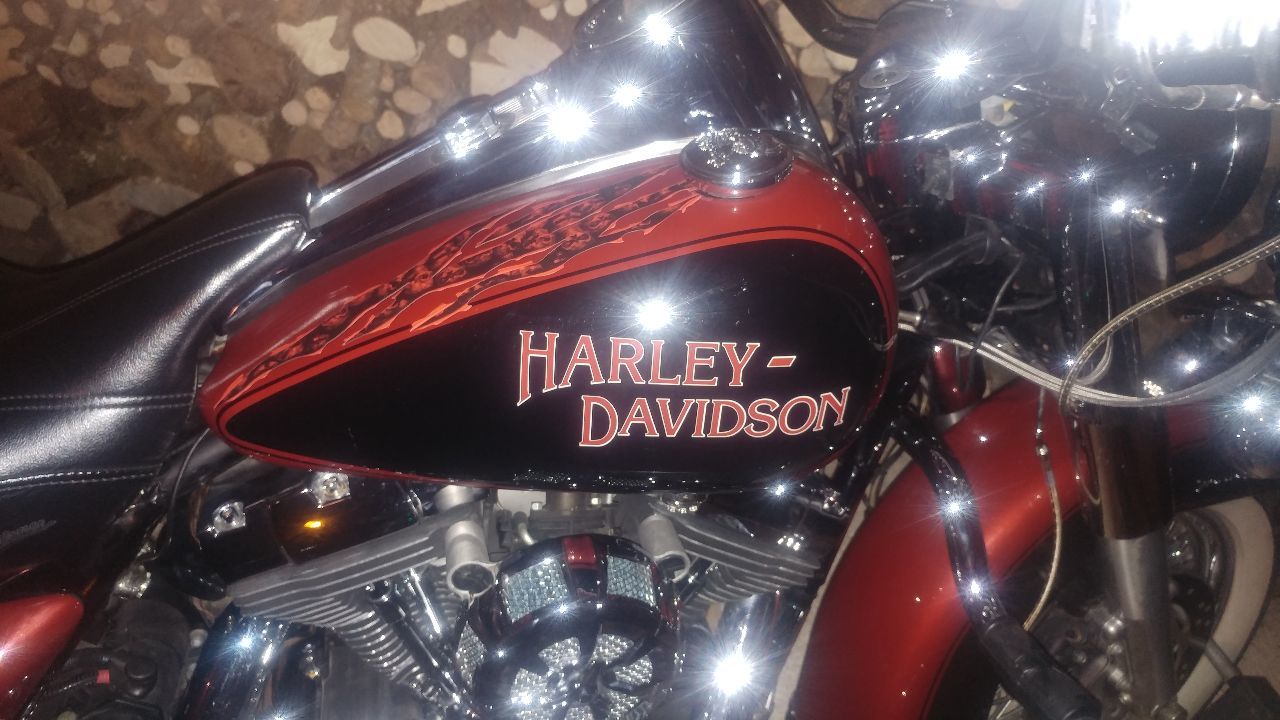 Photo HARLEY DAVIDSON ROAD