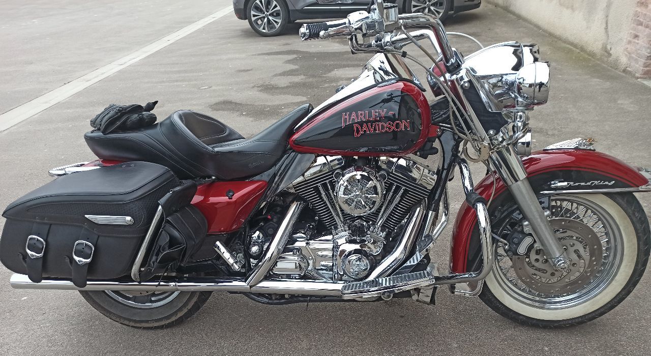 Photo HARLEY DAVIDSON ROAD