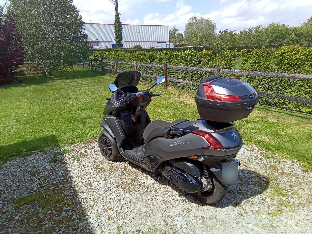 Photo PEUGEOT METROPOLIS 400