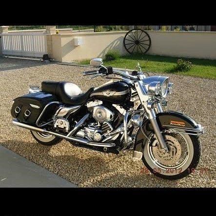 Photo HARLEY DAVIDSON ROAD