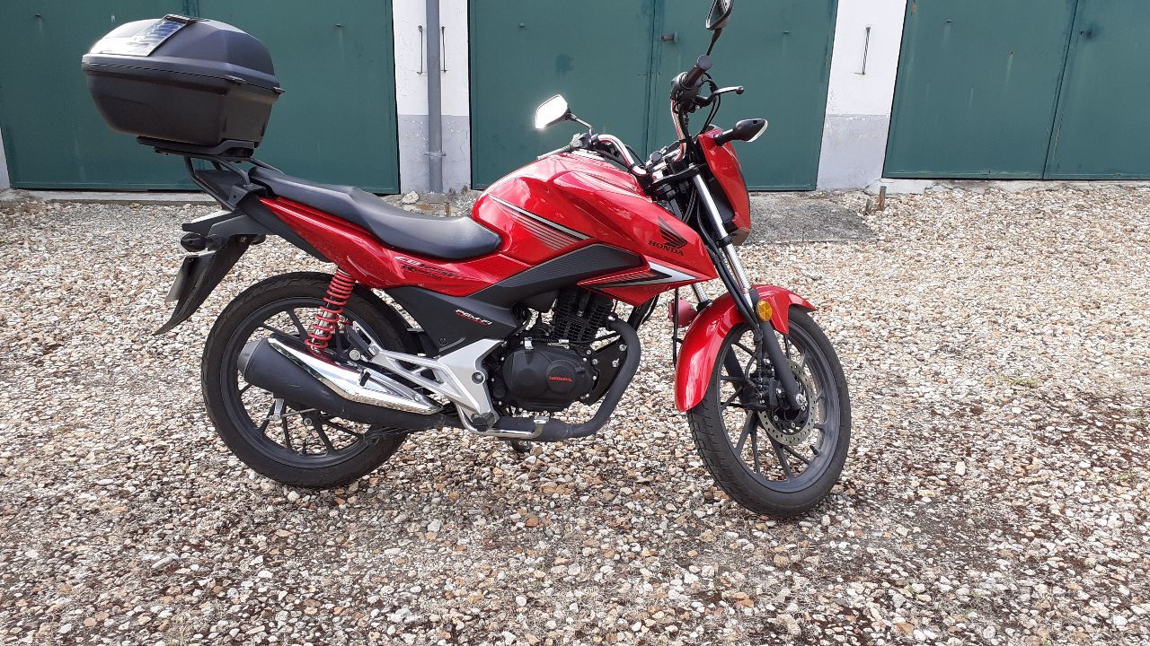 Photo HONDA CB 125 F