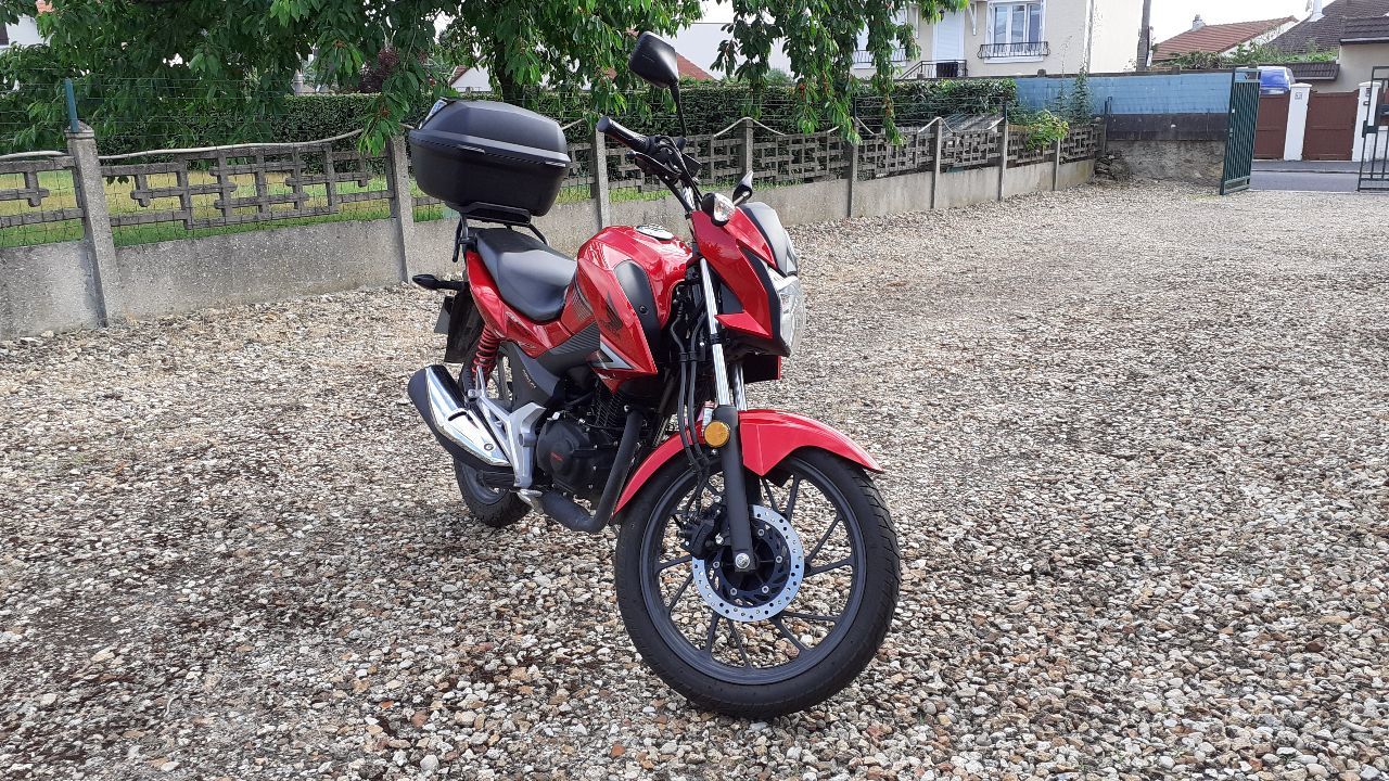 Photo HONDA CB 125 F