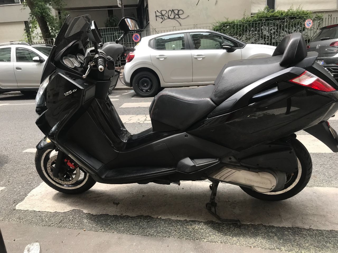 Photo PEUGEOT SATELIS