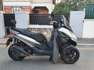 PIAGGIO MP3 300 HPE