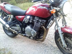 SUZUKI GSX 1200 INAZUMA