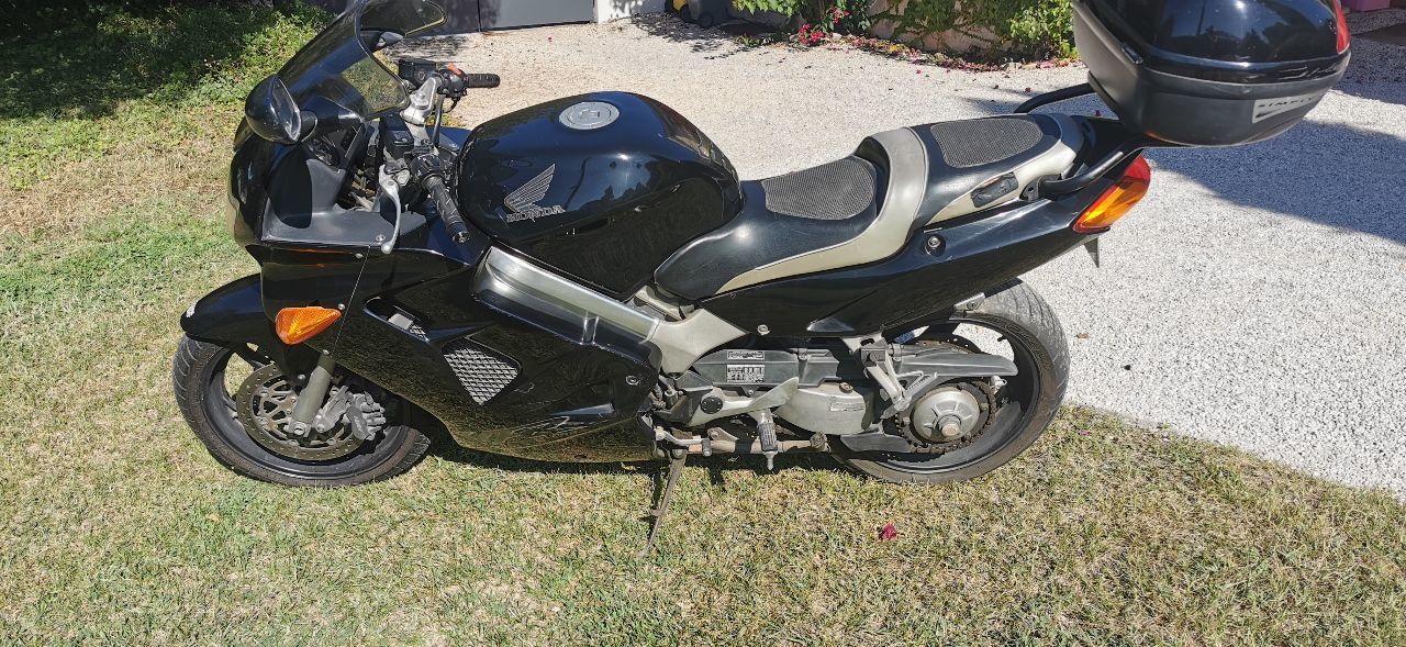 Photo HONDA VFR 800 FI