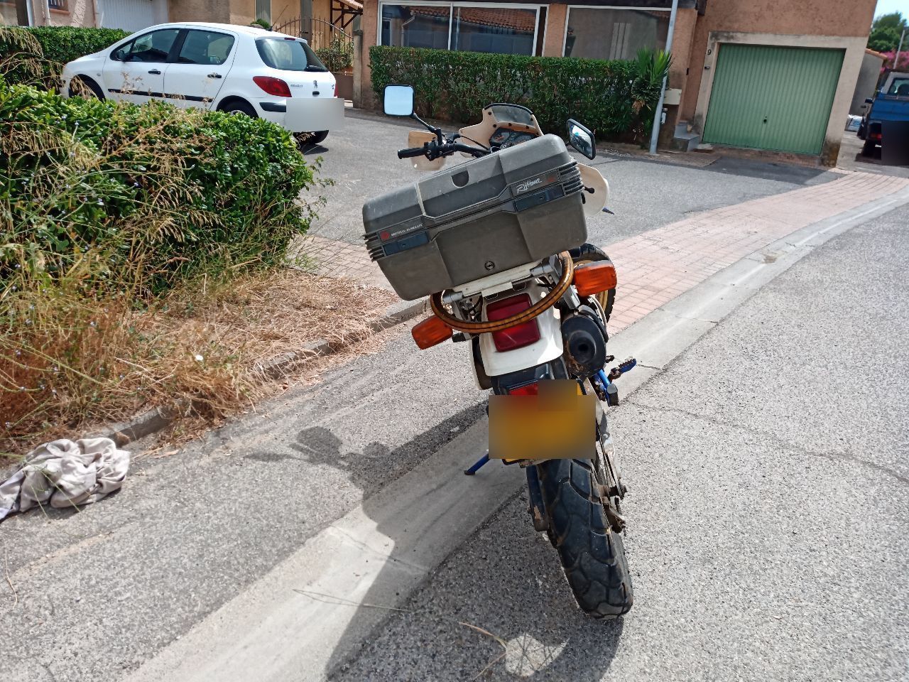 Photo SUZUKI DR 600