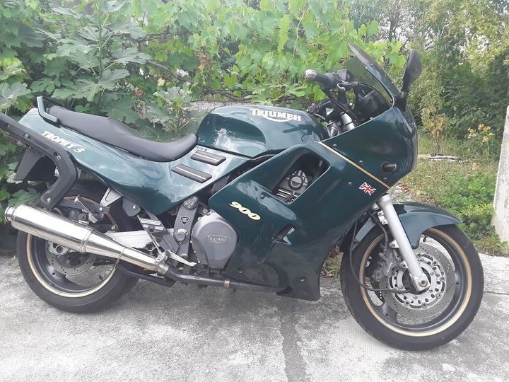 Photo TRIUMPH TROPHY 900