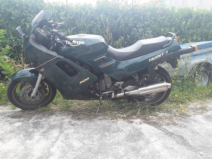 Photo TRIUMPH TROPHY 900
