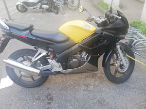 HONDA CBR 125