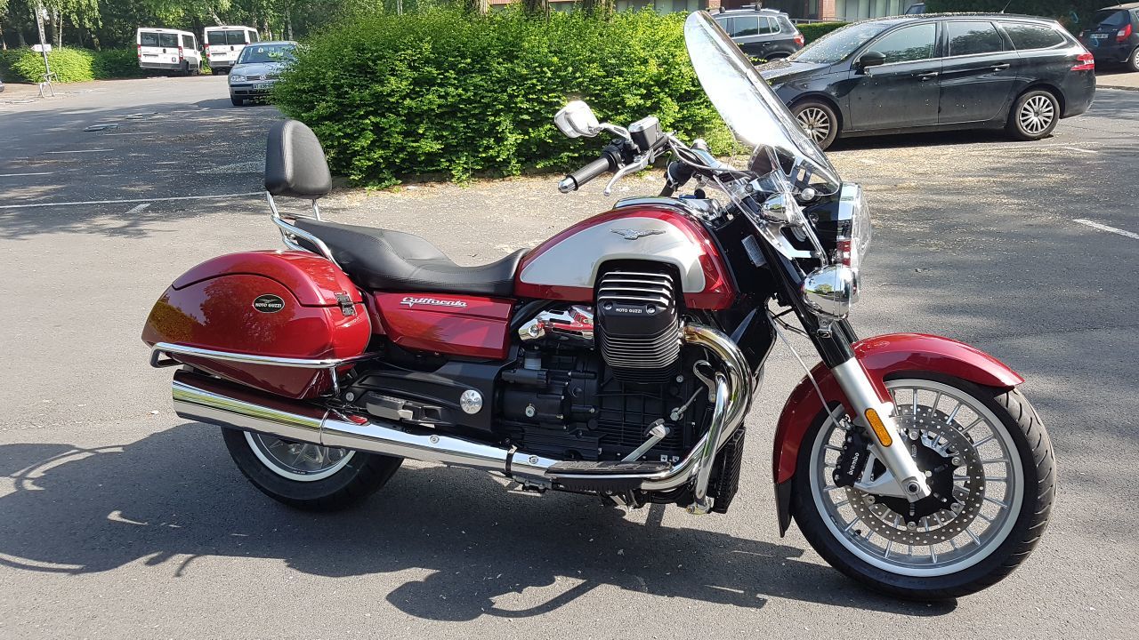 Photo MOTO GUZZI CALIFORNIA