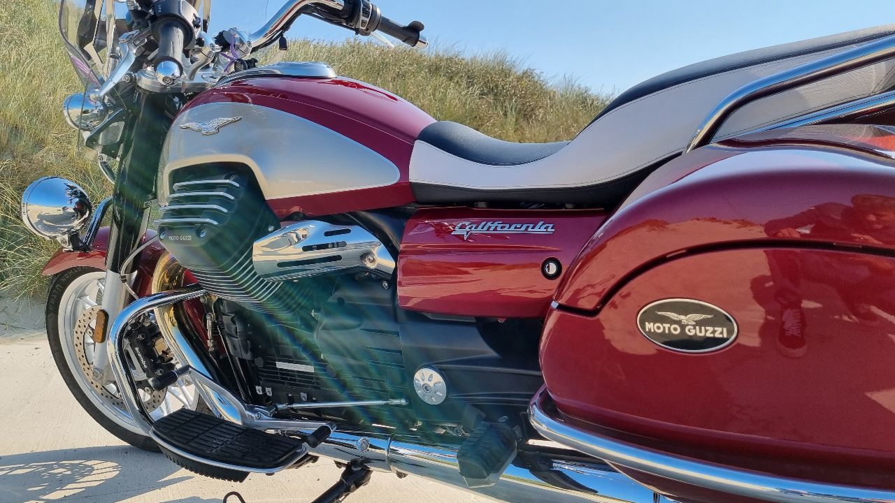 Photo MOTO GUZZI CALIFORNIA