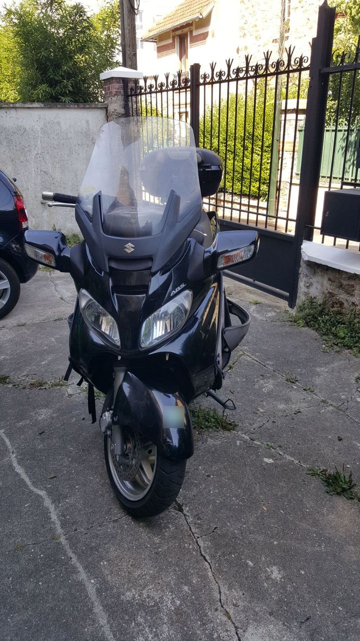 Photo SUZUKI BURGMAN 650