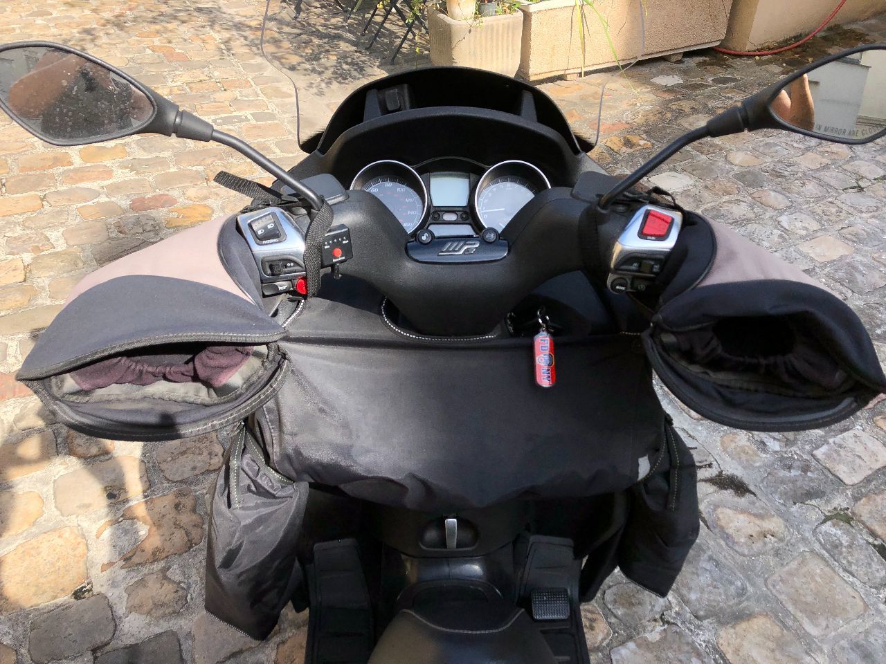 Photo PIAGGIO MP3 300 LT