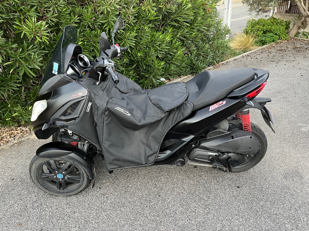 Photo PIAGGIO MP3 300 HPE