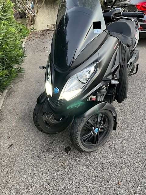 Photo PIAGGIO MP3 300 HPE