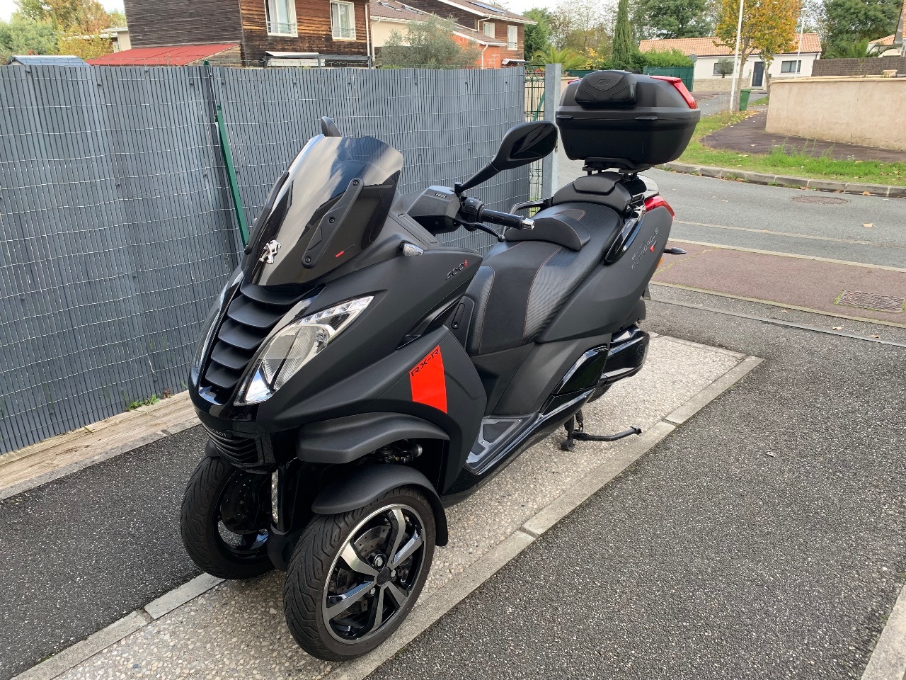 Photo PEUGEOT METROPOLIS