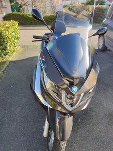 PIAGGIO X10 350