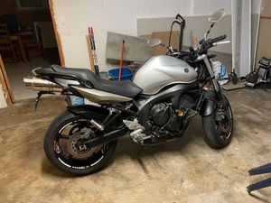 YAMAHA FZ6