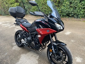 YAMAHA TRACER 900