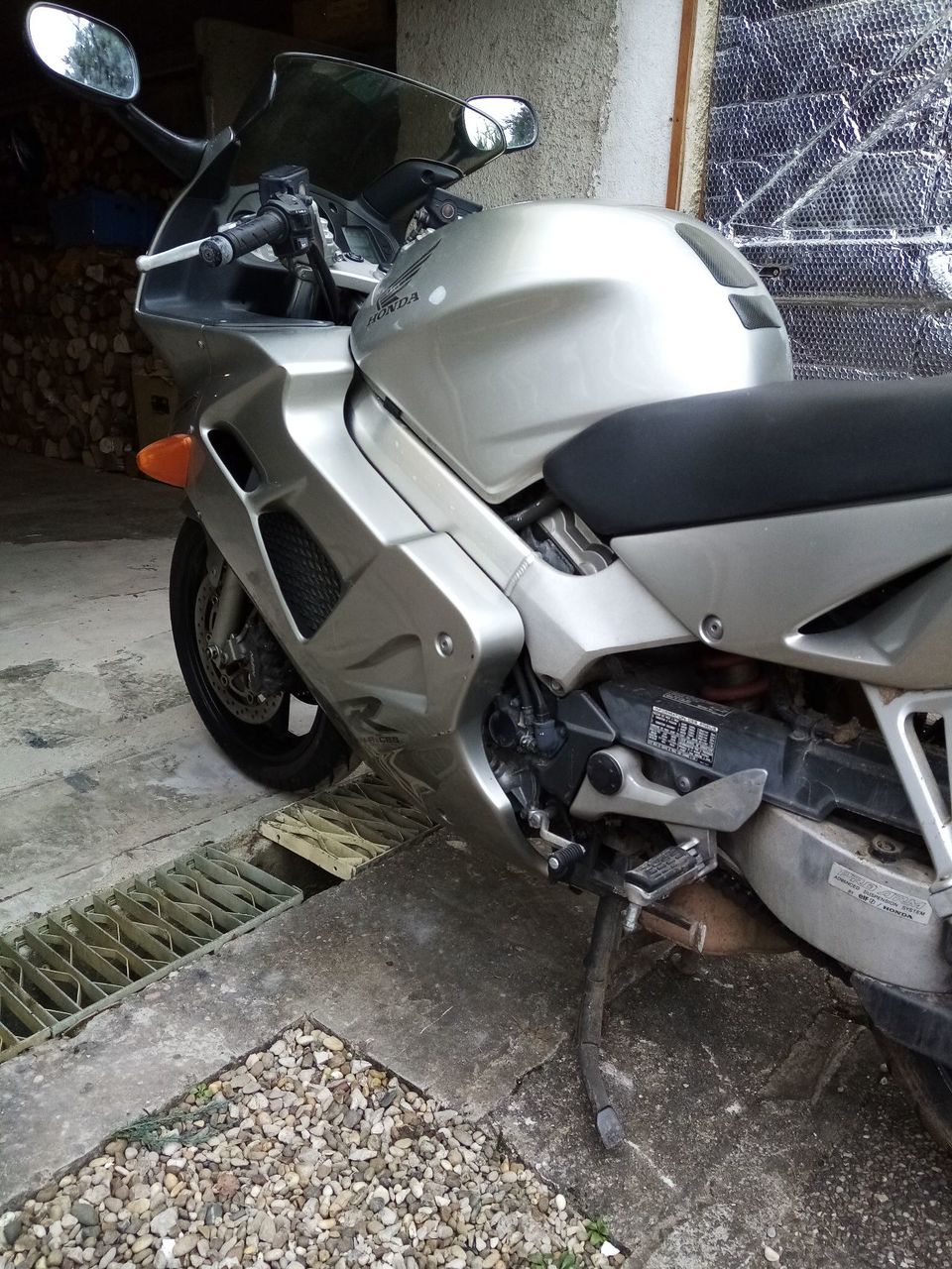 Photo HONDA VFR 800