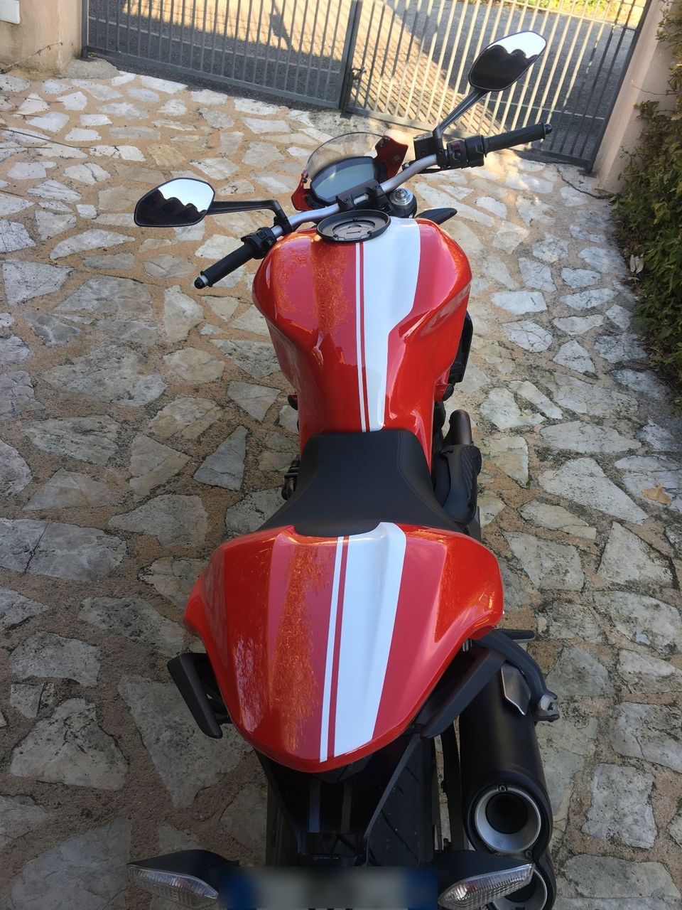 Photo DUCATI MONSTER 821