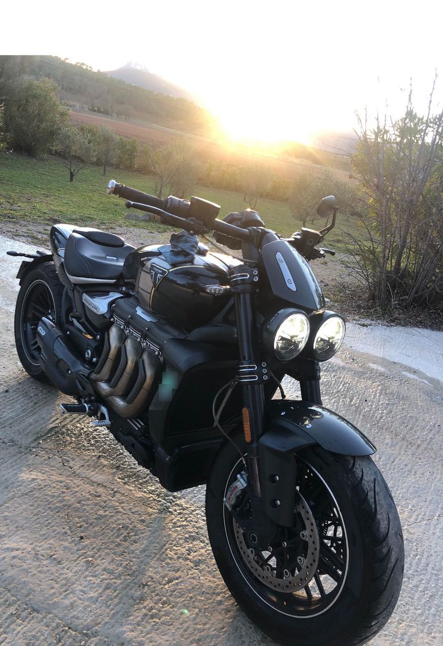 Photo TRIUMPH ROCKET 3 TFC