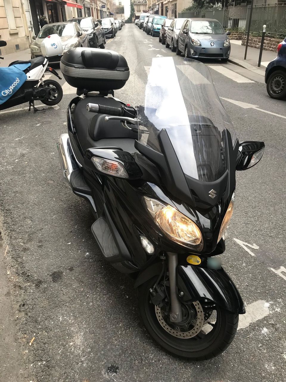 Photo SUZUKI BURGMAN 650
