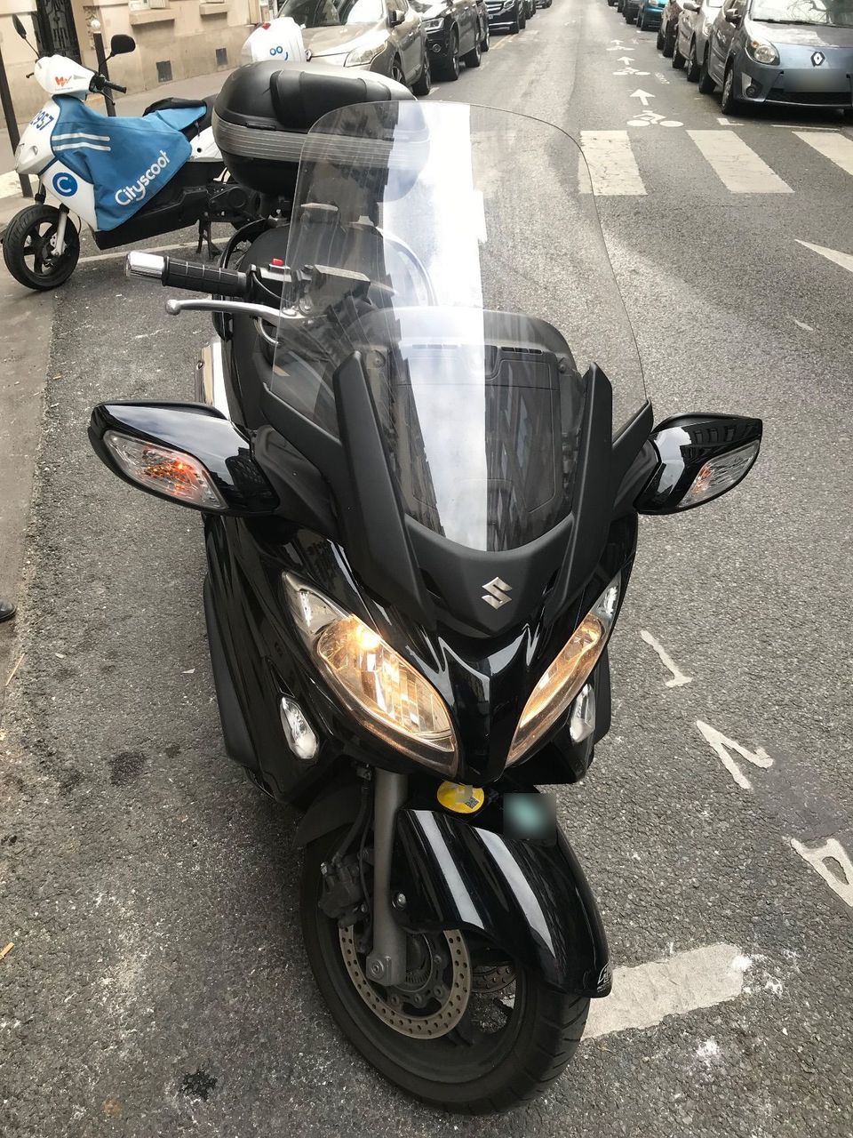 Photo SUZUKI BURGMAN 650